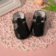 thumbnail image 4 of Zapatos planos Mary Jane para niñas pequeñas con suela suave antideslizante, primeros pasos para niños pequeños, zapatos de vestir de princesa para recién nacidos, zapatillas ligeras para bebés Vhermosa 223501-8, 4 of 6
