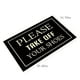 thumbnail image 3 of pstuiky Alfombra para puerta de entrada, alfombra decorativa discreta con frases divertidas, alfombra antideslizante con la inscripción "Por favor, quítese los zapatos", alfombra para baño., 3 of 8