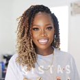 thumbnail image 1 of Extensiones de cabello de ganchillo Passion Twist supercortas de 15 cm (8 paquetes) para mujeres y niñas negras, 3 tonos de negro ombré a rubio castaño, pretrenzadas (15 cm - 8 paquetes, T1B/30/27), 1 of 1