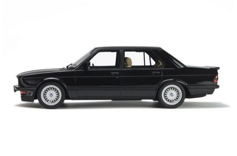 bmw e28 model car