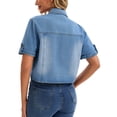 thumbnail image 3 of Chaqueta de mezclilla casual de mujer Inspire Chic con cuello de solapa, manga corta y botones, color azul, 3 of 6