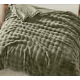 thumbnail image 4 of Brooklyn Loom Bubble Faux Fur 100% Microfiber Polyester  3 Piece Queen Comforter Set in Green, All Season, Adult Size, OEKO-TEX Certified, 4 of 11