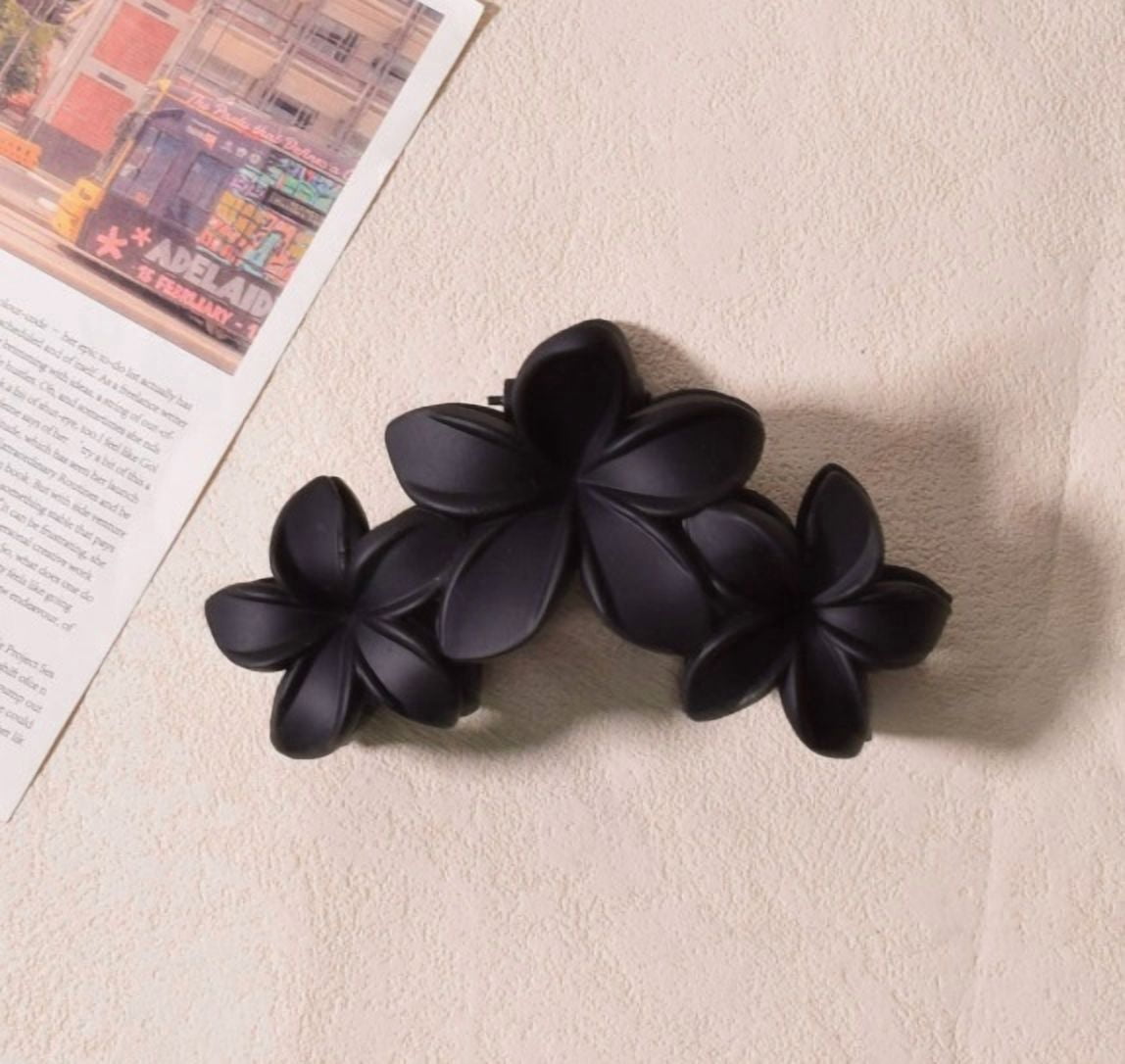 6 Pack Flower Shark Clips - Strong Grip Hair Accessories for All Hair Types, Elegant Design for Everyday Use, Perfect for Work and Dates