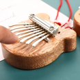 thumbnail image 3 of Instrumento musical de madera, mini piano de dedo pulgar de 8 tonos, mini piano de pulgar compacto y ligero, 3 of 8