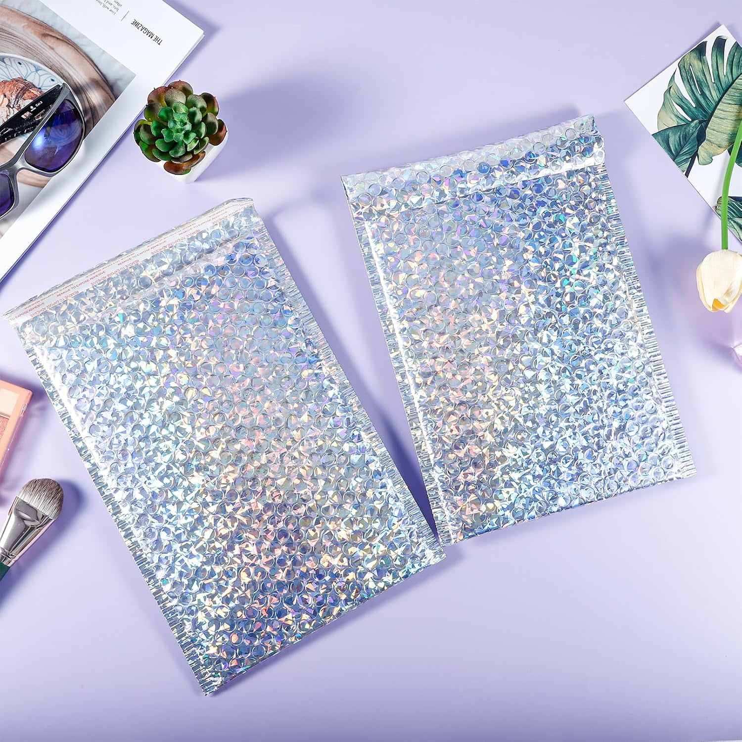 30 Pack Holographic Bubble Mailers,Metallic Mailing Envelopes Bubble Padded,Waterproof Self Sealing Poly Padded Envelope,Cushion Envelopes for Shipping Mailing Packing,11 x 7 Inch,Silver