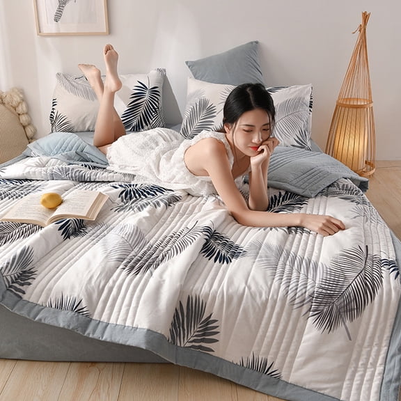Qocolhg Summer Quilt Bedding Modern Air Conditioner Quilt Cotton Breathable Comforter Print Floral Quilts Bedspread Queen Size, Cooling Blankets for Hot Sleepers, Summer Clearance