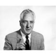 thumbnail image 1 of Posterazzi SAL25512389 Portrait de Studio d'Homme d'Affaires Pointant Affiche Imprimée - 18 x 24 Po., 1 of 1