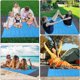 thumbnail image 5 of Manta de playa grande de 210 cm x 200 cm, impermeable y resistente a la arena, manta de picnic ligera y plegable con 4 clavos fijos para exteriores, camping, senderismo, picnic, 5 of 5