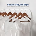 thumbnail image 3 of Ganchos de Madera Premium Serenelife, Ahorradores de Espacio, Resistentes, con Gancho Metálico Giratorio de 360°, para Abrigos, Pantalones y Vestidos, Vintage, Pack 60, 3 of 7