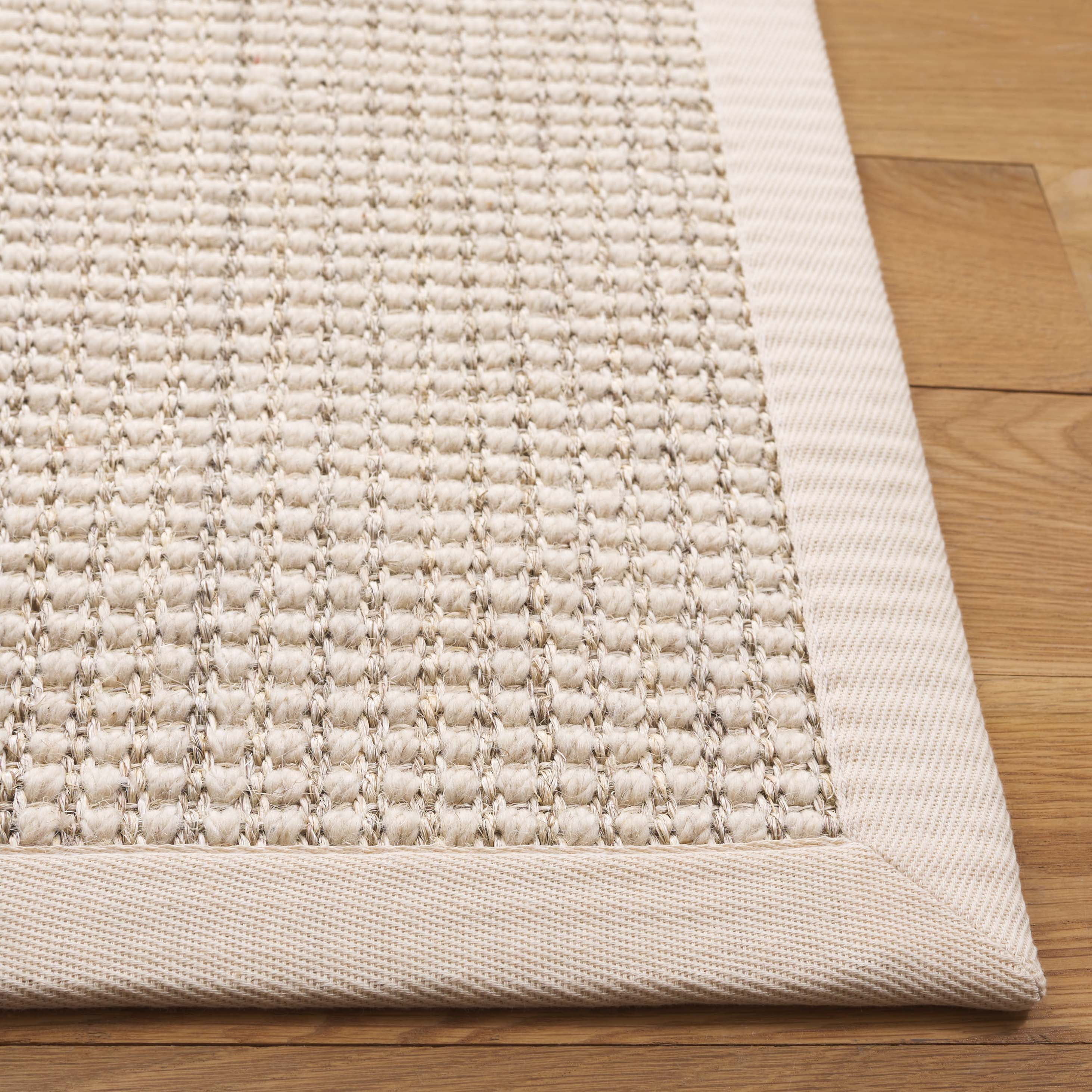 SAFAVIEH Palm Beach Sabrina Solid Area Rug, Ivory, 4' x 6'