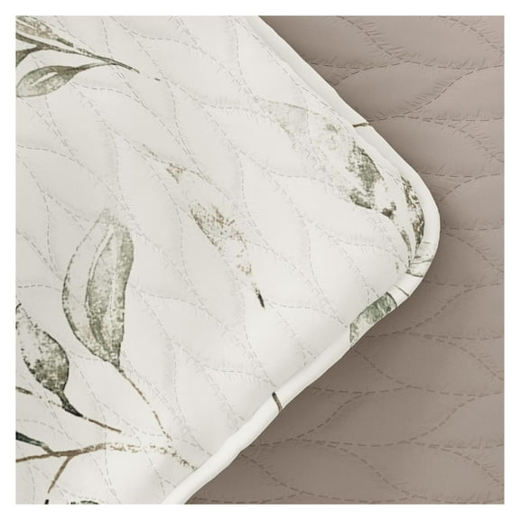 Quilts Queen Watercolor Leaves Latte