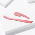 thumbnail image 4 of Set de maquinillas de afeitar para uso facial Tweezerman Tea Rose Prep and Plane, 4 of 6