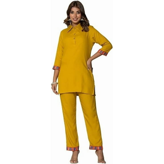 Vi Vihaan Impex Rayon Casual Blouse & Cropped Capri Set for Women, 1 Piece