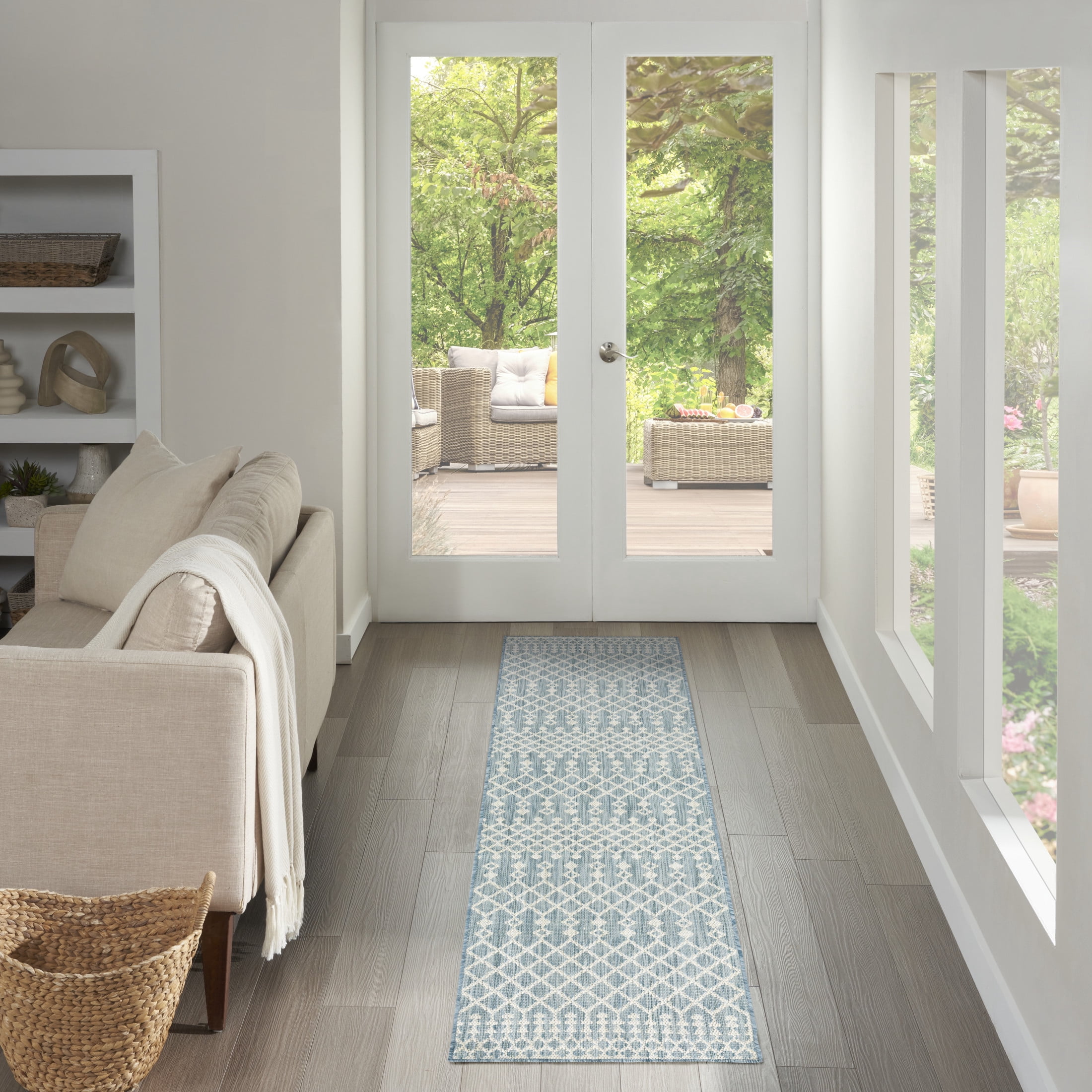 Nourison Positano 2'2" x 12' Aqua Modern Rug