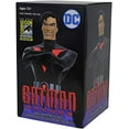 thumbnail image 2 of Entertainment Earth Batman au-Delà du Buste en Résine de Variante Batman - SDCC 2017 Excl, 2 of 2