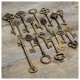 thumbnail image 3 of Conjunto de 36 Antiguos Vintage Antiguo Aspecto Bronce Esqueleto Llave Corazón Arco Cerradura Colgante, 3 of 7