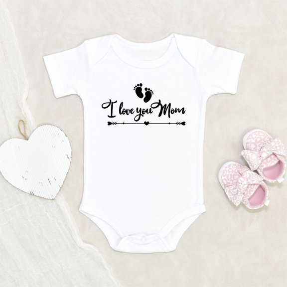 Newbabywishes - Cute Loves Mom Baby foot Baby Clothes for Boys and Girls - Newborn Baby Clothes