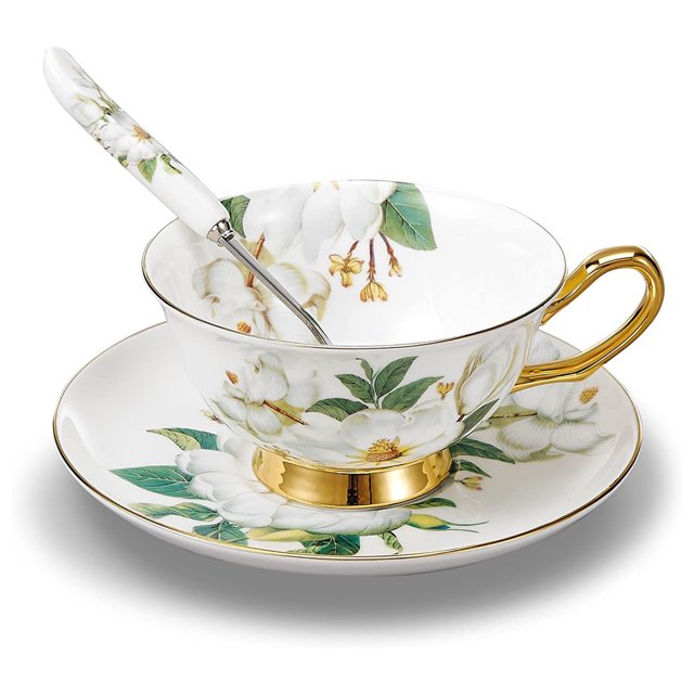 China Tea Cups And Saucers Sets, Exquisite Design Gold Trim Elegant Porcelain Tea Set, Vintage Fine Bone China for Coffee Shops Restaurants Family Use