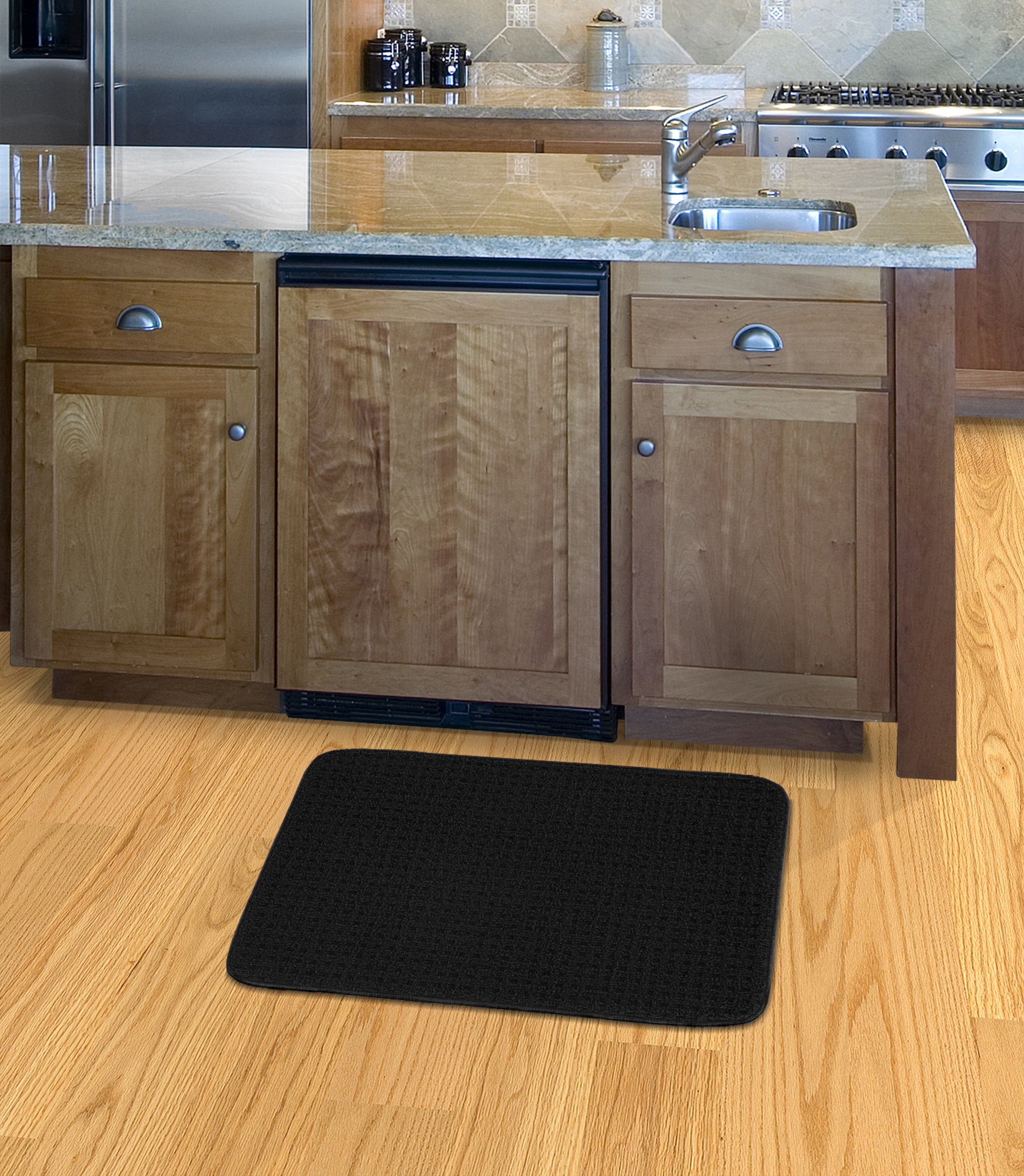 Garland Rug Herald Square 24 in. x 40 in. Kitchen Rug Black