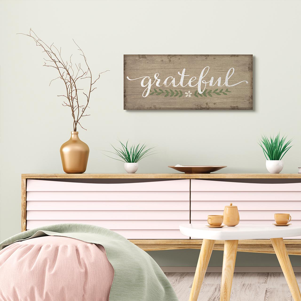 Stupell Home Décor Grateful Wood Textured Family Word Design Canvas Wall Art by Jennifer Pugh