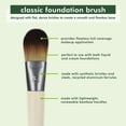 thumbnail image 2 of Brocha facial para base de maquillaje EcoTools Classic para líquidos y cremas, 2 of 9