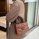 thumbnail image 4 of Bolso bandolera elegante con cadena y remaches para mujer, bolso para teléfono, bolso cruzado con cremallera marrón, 4 of 9