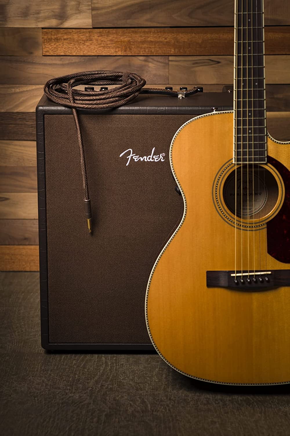 Fender® Paramount 18.6' Acoustic Instrument Cable, Brown MODEL #: 0990918007