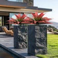 thumbnail image 4 of Plantas artificiales de agave Ttranewsoo, grandes, resistentes a los rayos UV, paquete de 2, 4 of 9