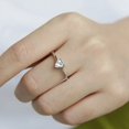 thumbnail image 3 of Anillo de corazón de moissanita a la moda para mujer, anillo de boda clásico Simple, amor eterno, regalo de joyería de pareja de San Valentín 2022, 3 of 4