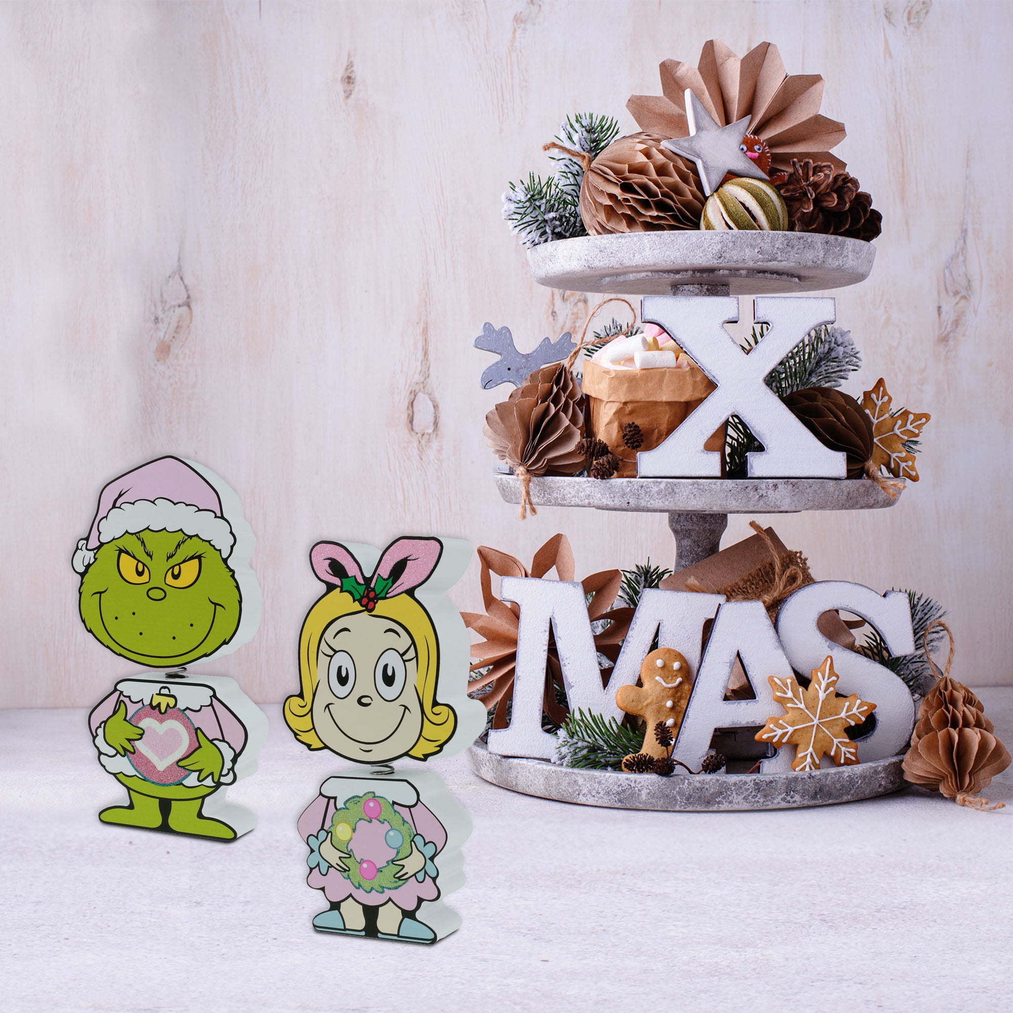 Dr. Seuss Cindy‑Lou Who Wooden Bobble Head – Pink Christmas Figurine with Wreath