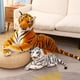 thumbnail image 4 of Peluche de tigre gigante realista de 50-110 cm, animales salvajes suaves, simulación de tigre blanco y marrón, muñeco de jaguar, regalos de cumpleaños para niños, 4 of 5