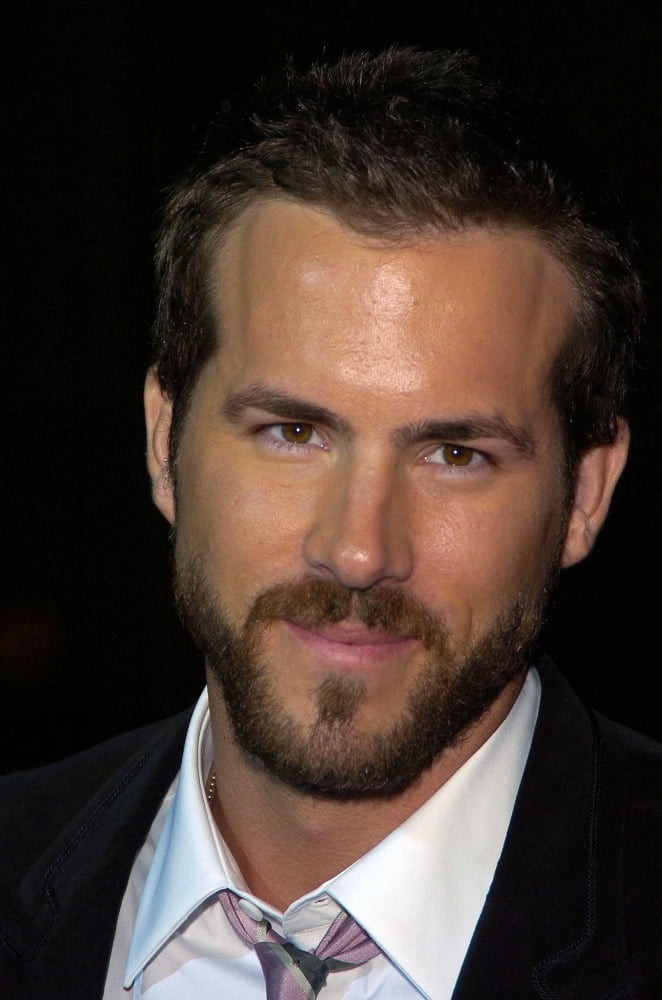 Ryan Reynolds At Arrivals For Just Friends Premiere Canvas Art - (16 x 20)