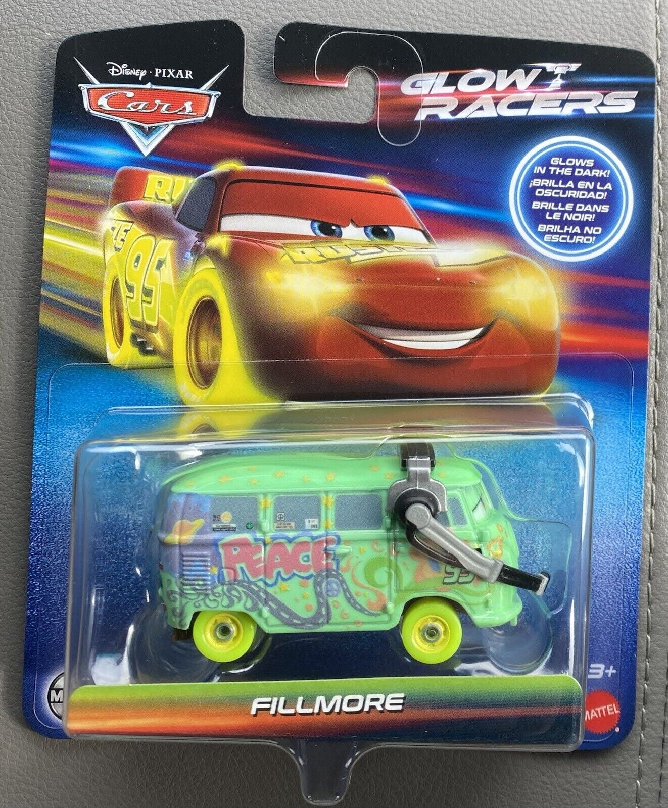 Glow Racers Lightning McQueen マテル Mattel Disney Pixar Cars, Glow Racers Lightning McQueen