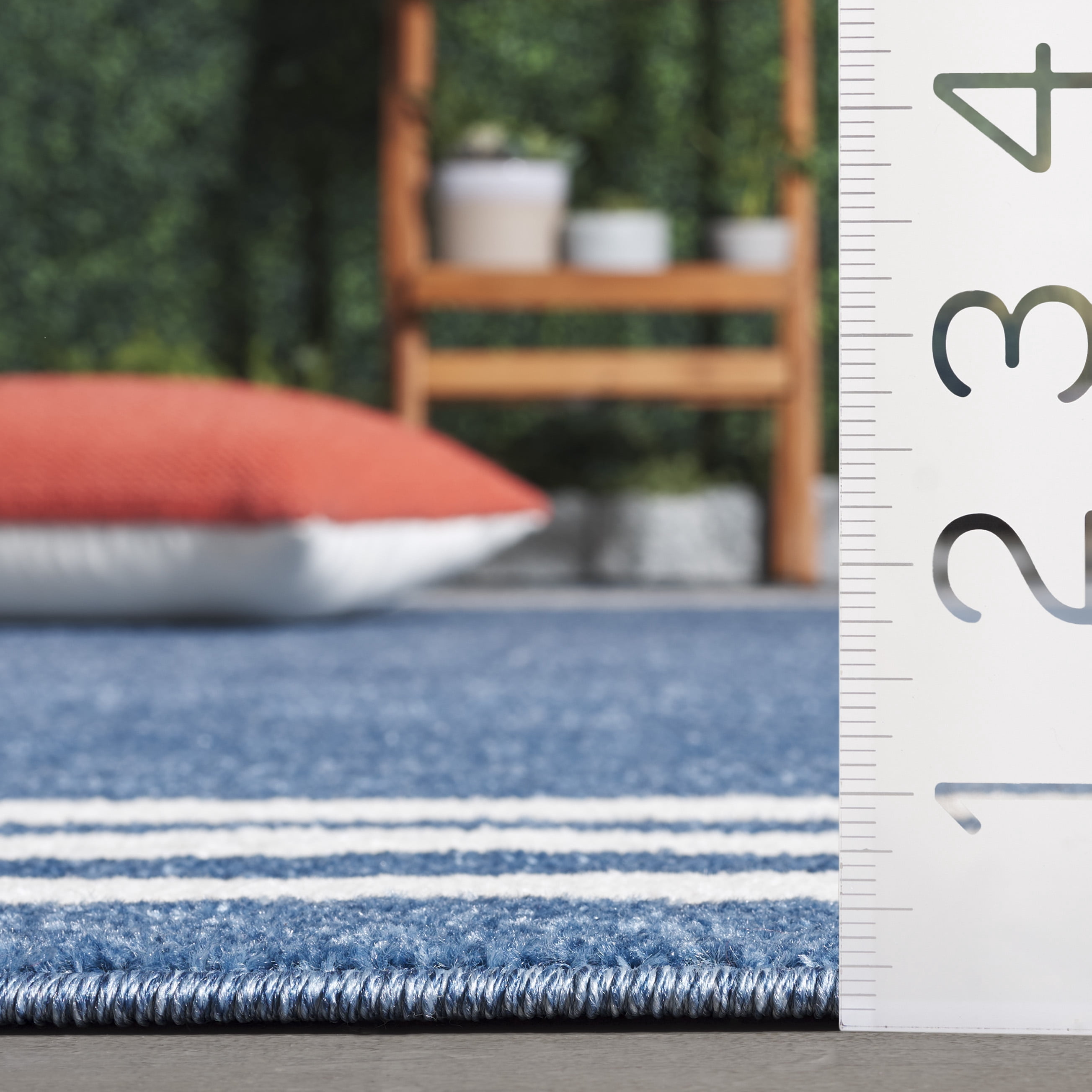 SAFAVIEH Cabana Henry Striped Indoor/Outdoor Area Rug, Light Blue/Ivory, 4'5" x 6'5"