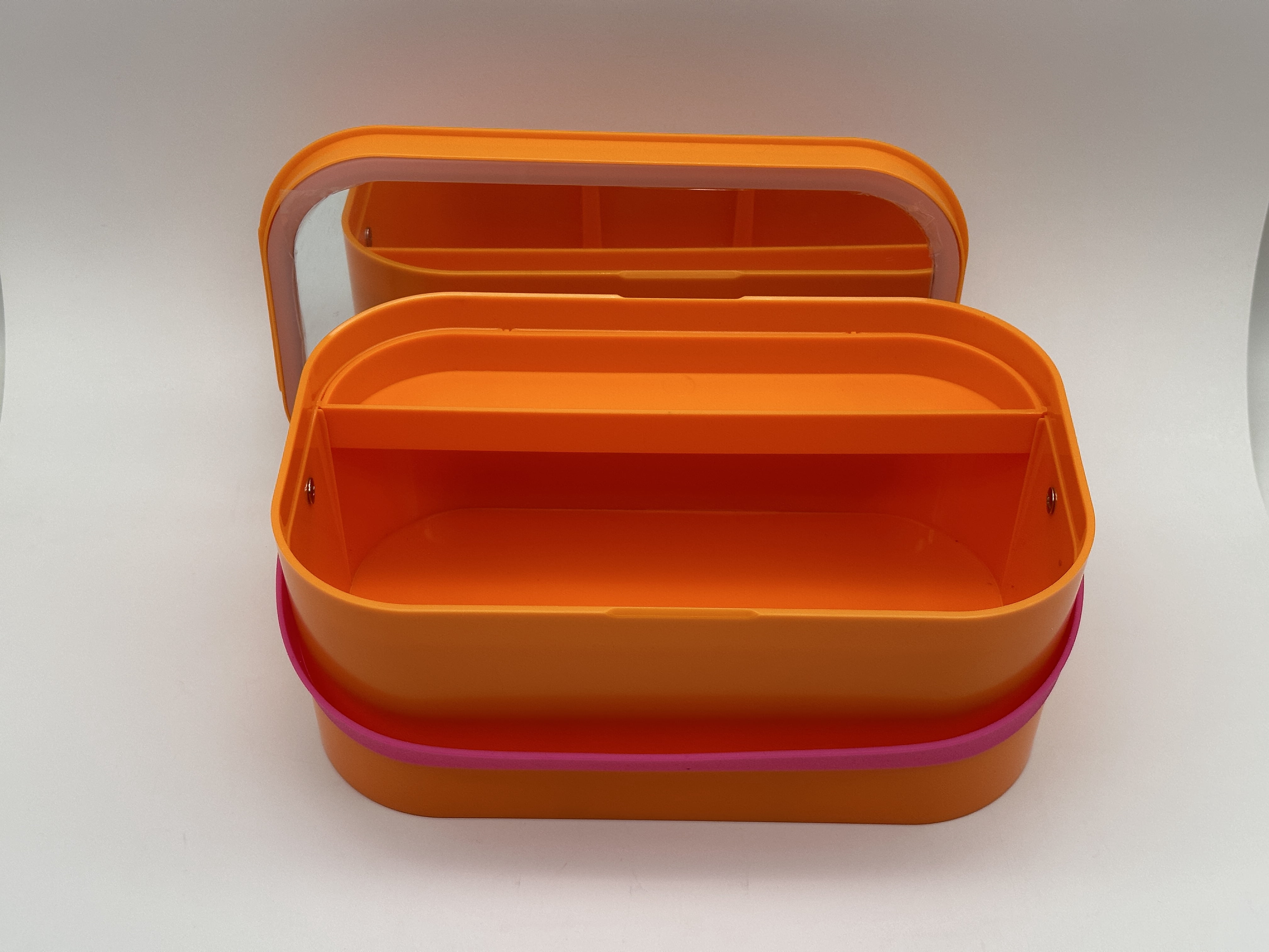 LED Mirror Makeup Set, Orange, 32 Pieces
