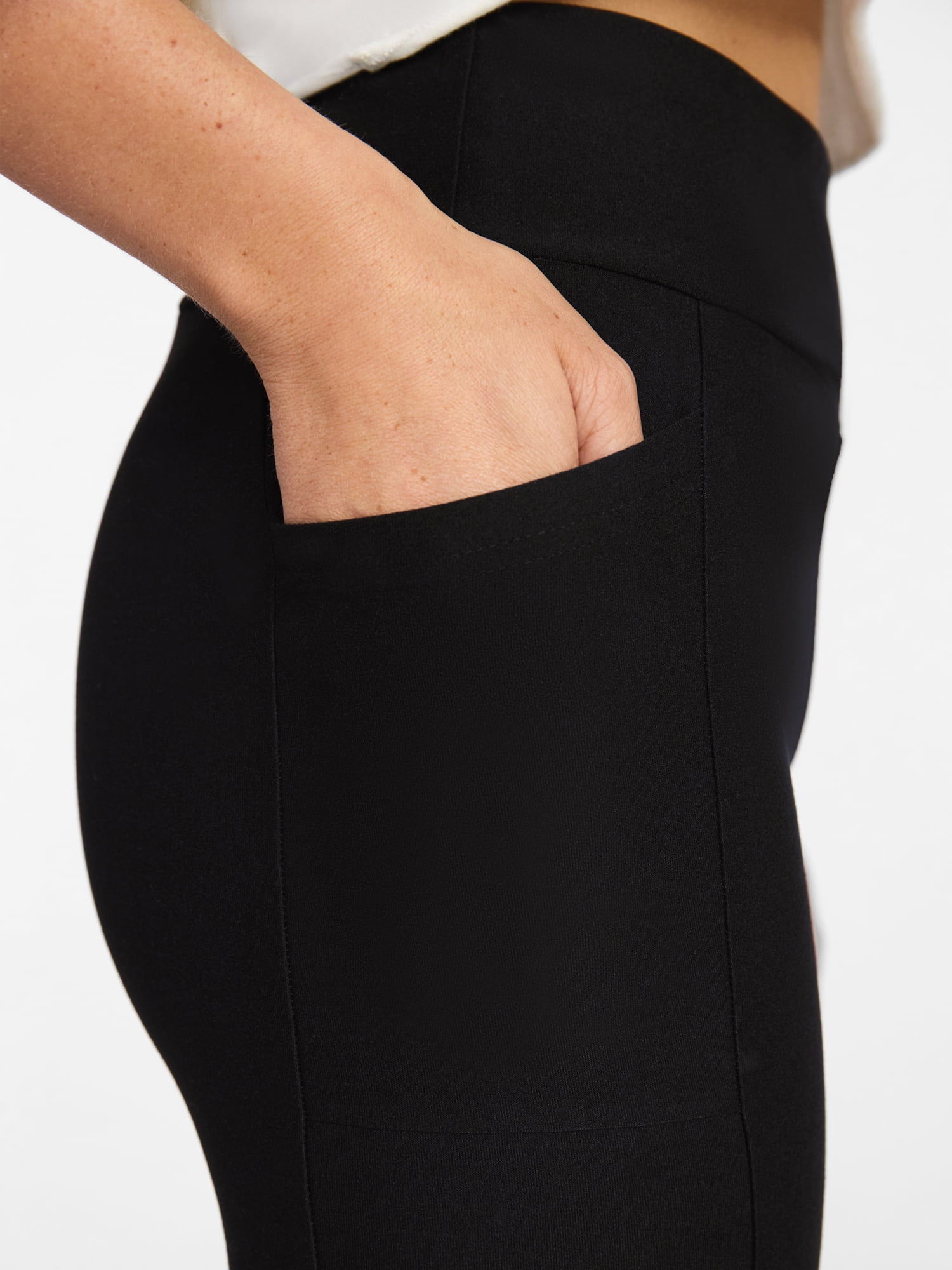 No Boundaries High-Rise Biker Shorts with Phone Pocket, 7” Inseam, Women's XXS-XXL