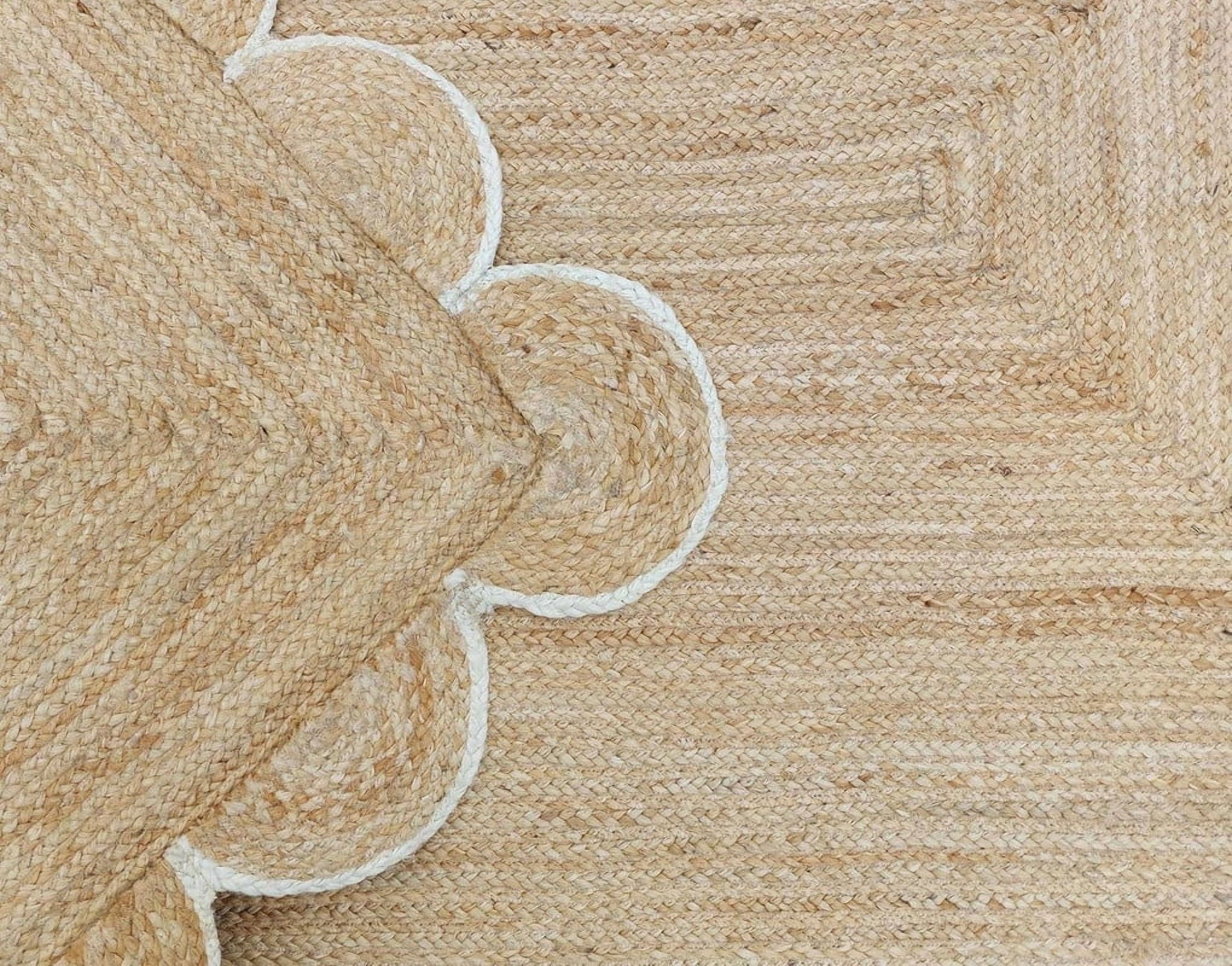 2x5 Ft White Border Premium Scalloped Jute Rug – Handcrafted Natural Braided Carpet for Living Room, Bedroom, Entryway, Boho Home Decor