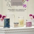 thumbnail image 5 of Canela espumosa Signature de Candle Yankee Candle, 20 onzas, 5 of 5