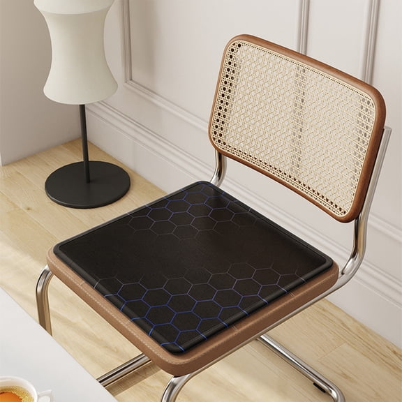 HOARBOEG Cute Cartoon Seat Cushion for Office Chair, Ice Silk Chair Cushion for Office Car, Breathable Cooling Seat Pad with Anti-Slip Silicone Base Multi-Scenario Chair Pad, 15.75*15.74in