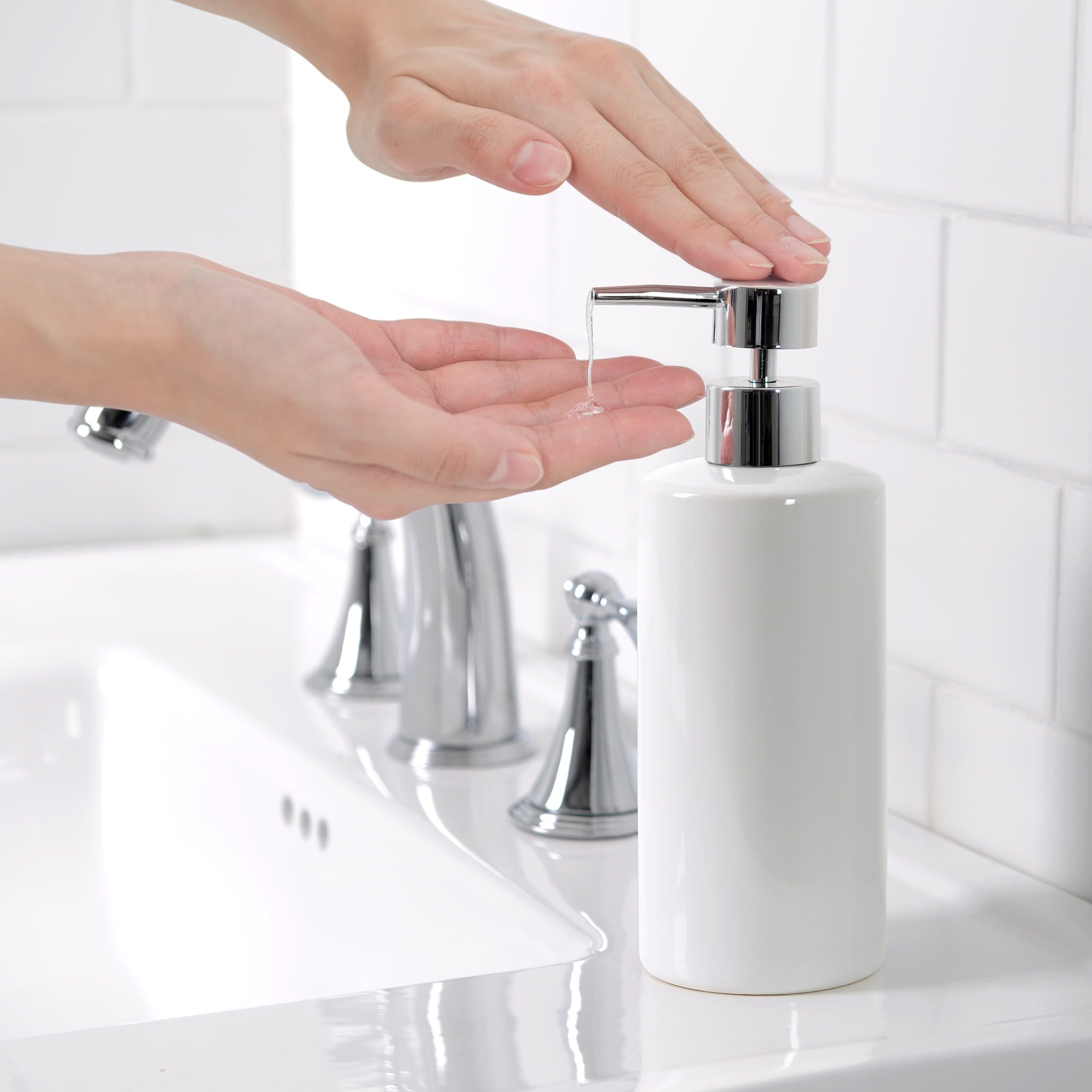 Mainstays Basic Ceramic Lotion Pump White