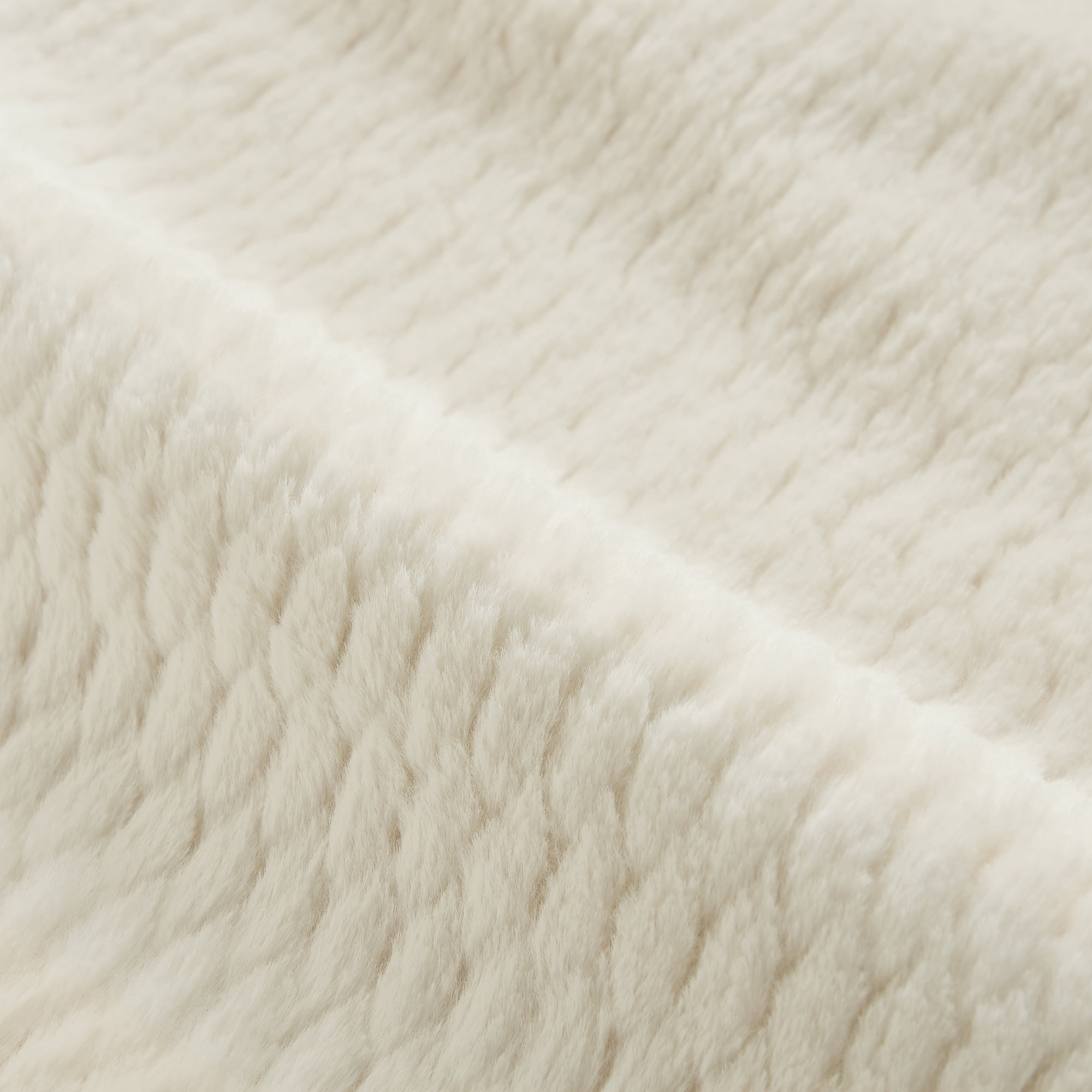 Swivel Accent Chair,360° Barrel Accent Chair,Modern Faux Fur Armchair for Living Room,Office,Apartment,Cream