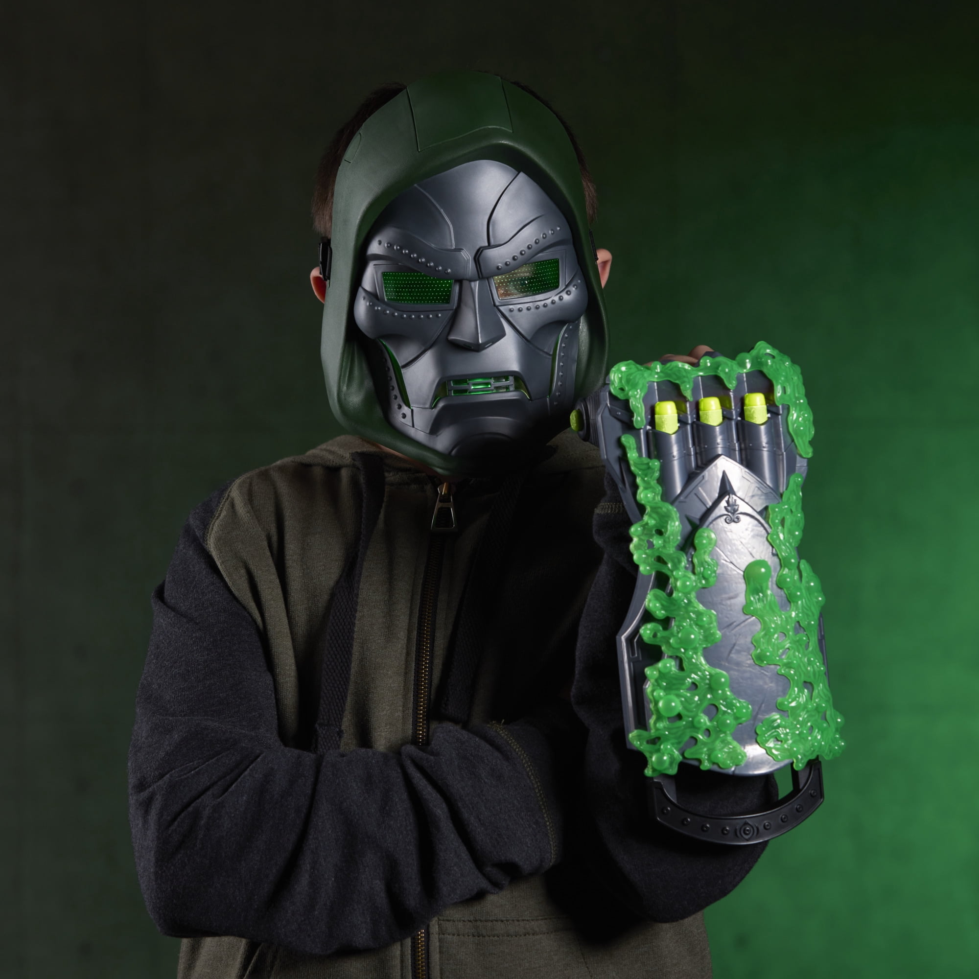 Marvel Studios Avengers Doctor Doom Doomglow Blaster