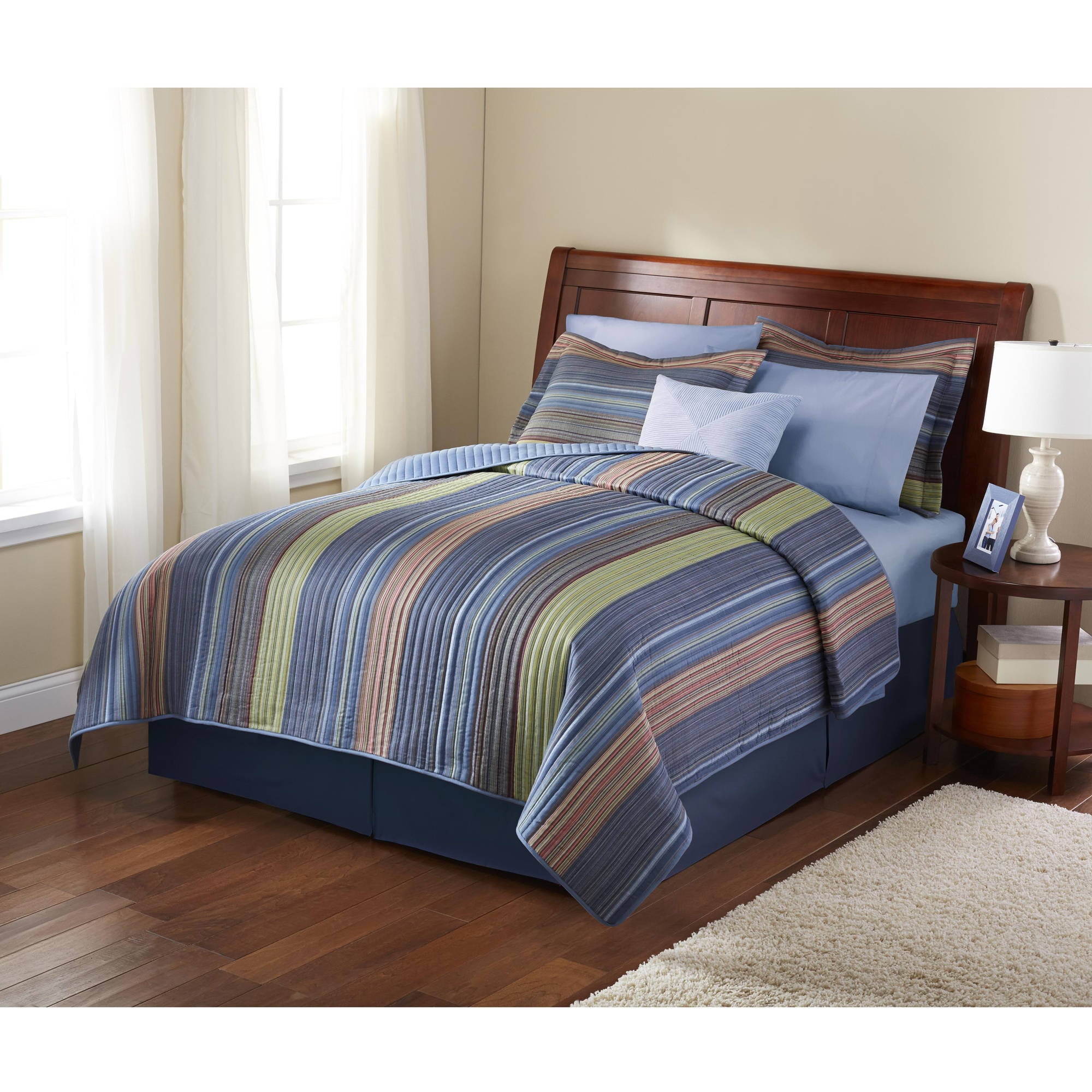 Mainstays Aztec Stripe Printed Quilt Collection