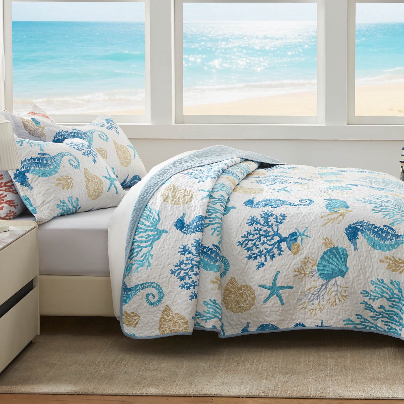 Coastal Quilt Set King Size - Lightweight Microfiber Reversible Bedspread, 98''x106'', Sky Blue, Includes 2 Shams