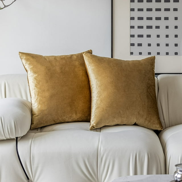 Demetex Fundas de almohada doradas, 26 x 26, decorativas, cuadradas, grandes, de terciopelo, para sofá, fundas de felpa suave, para sofá, cama, banco, silla, juego de 2, 26 x 26 pulgadas, color dorado