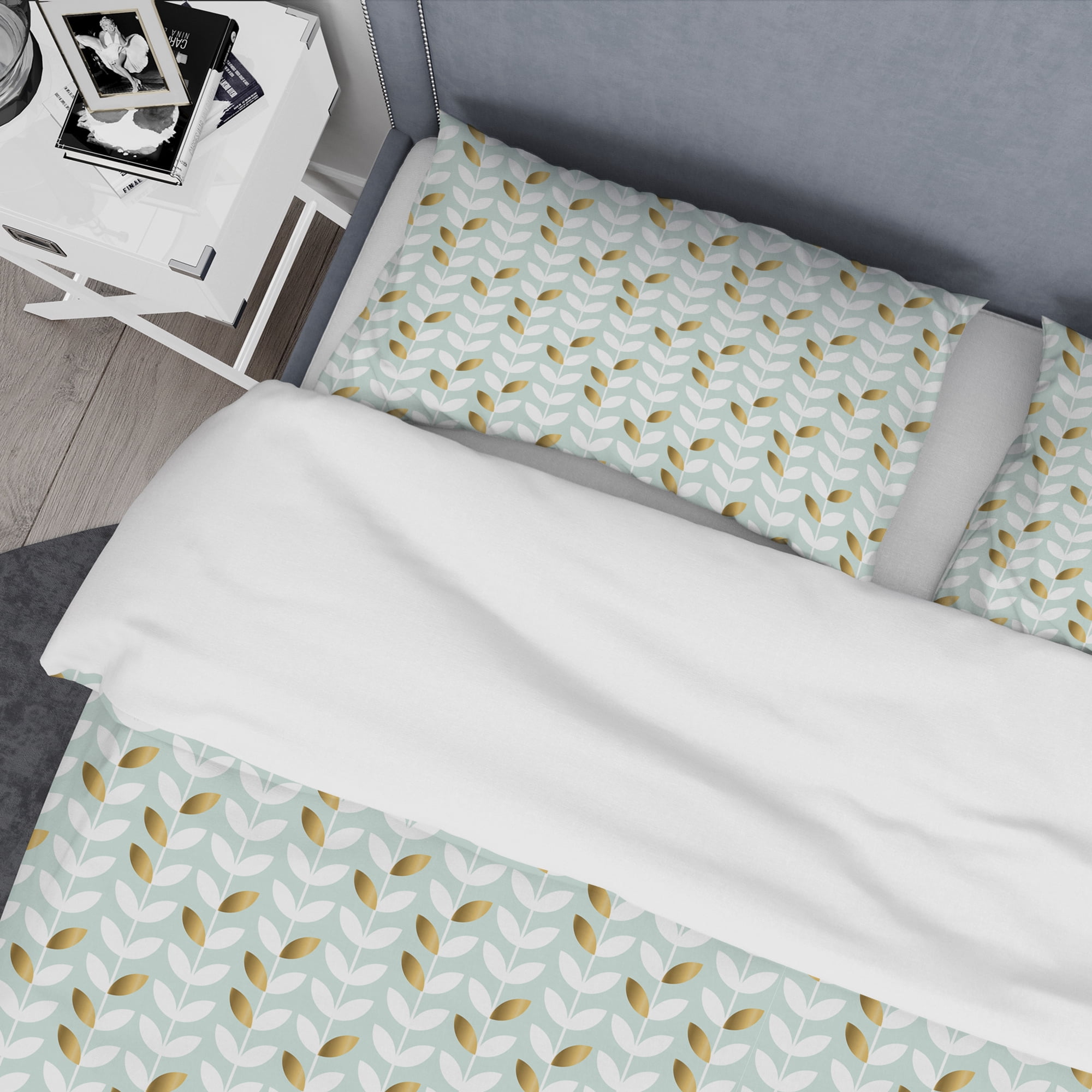 Designart 'Golden Foliage X' Mid-Century Modern Duvet Cover Set