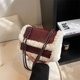 thumbnail image 1 of Bolso de hombro con cadena retro bandolera de gamuza sintética de vellón de calle vintage, 1 of 8