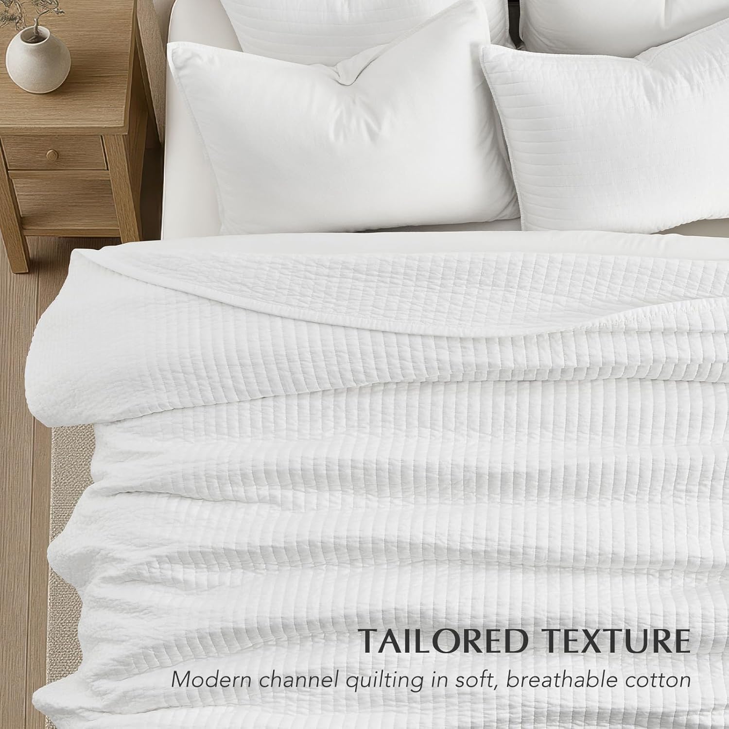 EVERGRACE Cotton Sateen Quilt Set Queen Size, Pre-Washed Cotton Channel Stitch Coverlet Bedspread, 3 Pieces Lightweight Soft Bedding Sets for All Season, with 2 Pillow Shams, Bright White