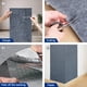 thumbnail image 4 of Rascador para Gatos, Autoadhesivo, 40 × 200 cm, Alfombrilla para rascar con Pegatina para Gatos, rascador de Gato escalado, DIY Trimmable Cat Scratcher, Protege alfombras y sofás (Gris Claro), 4 of 7