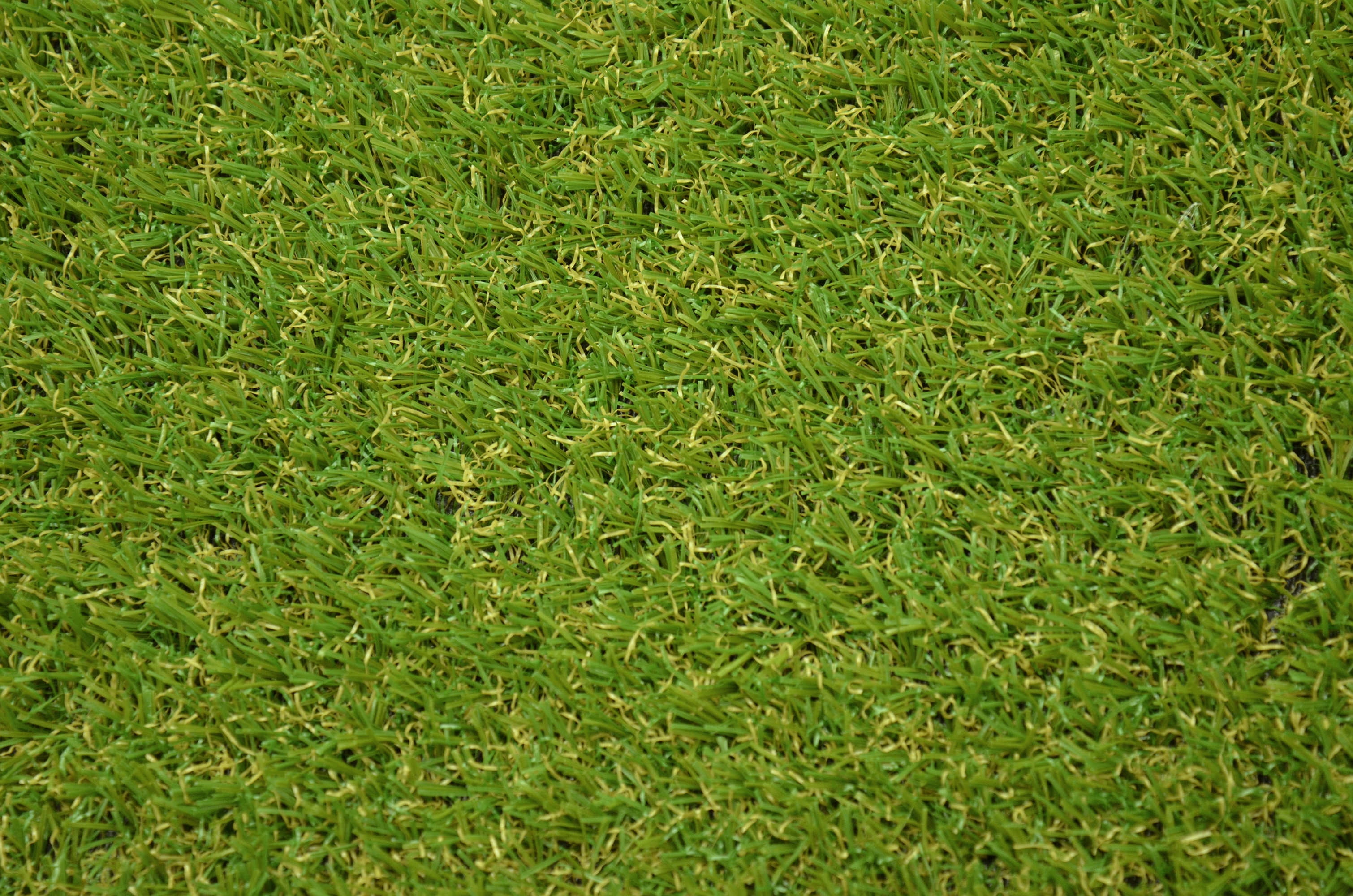Garland Rug Realistic Artificial Grass Turf Polypropylene Green Indoor/Outdoor Area Rug, 5' x 7'